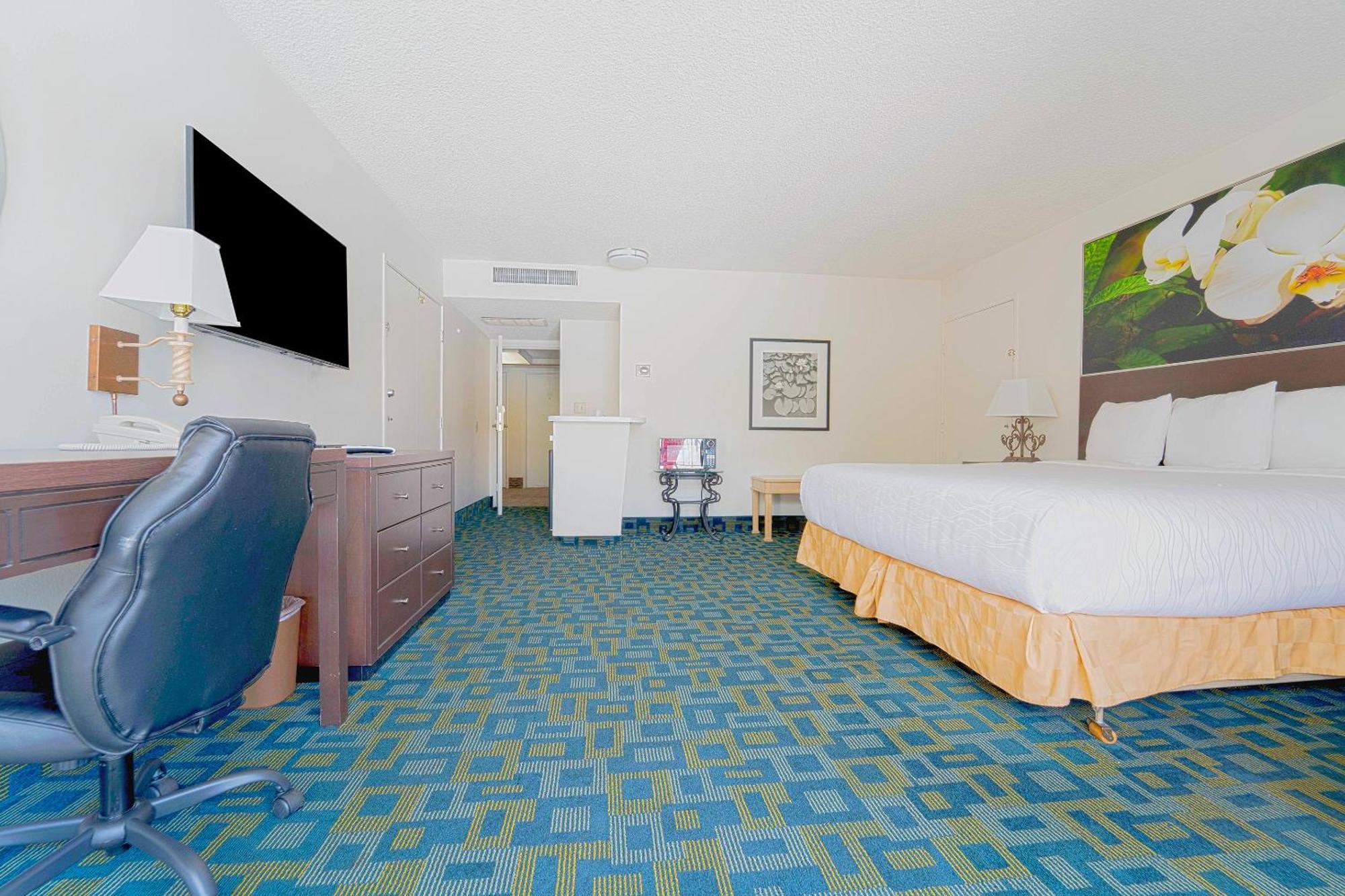 Royal Plaza Inn Indio Buitenkant foto